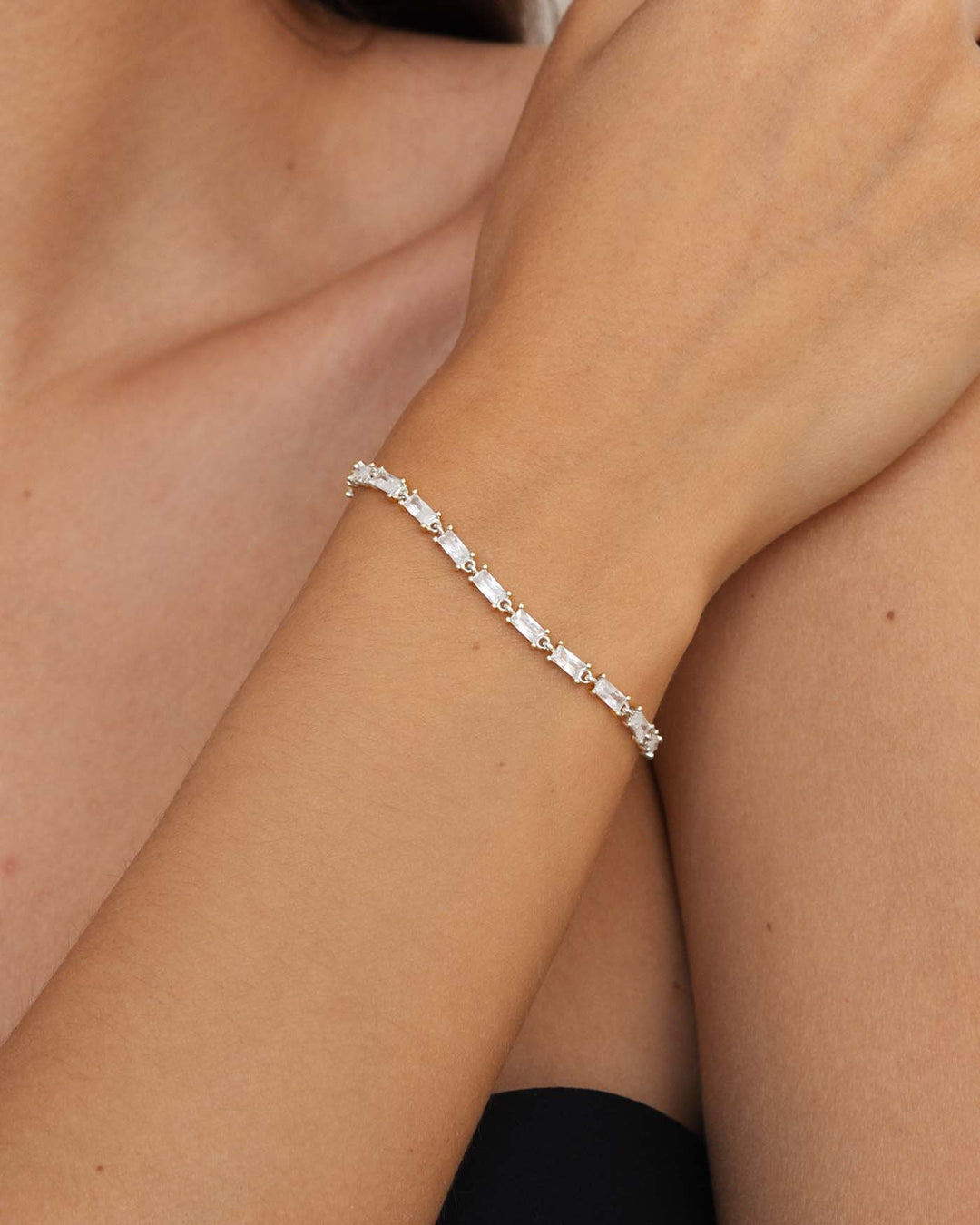 bracciale in argento con pietre di zirconia taglio baguette