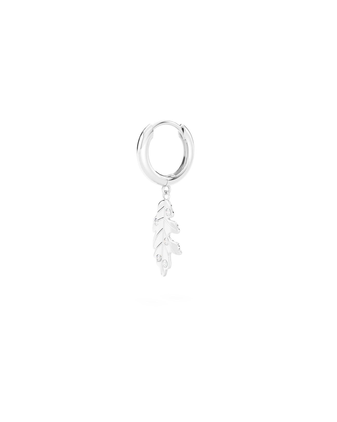 Orecchini in argento sterling e oro con foglia di quercia Orecchini in argento sterling e oro con foglia di quercia