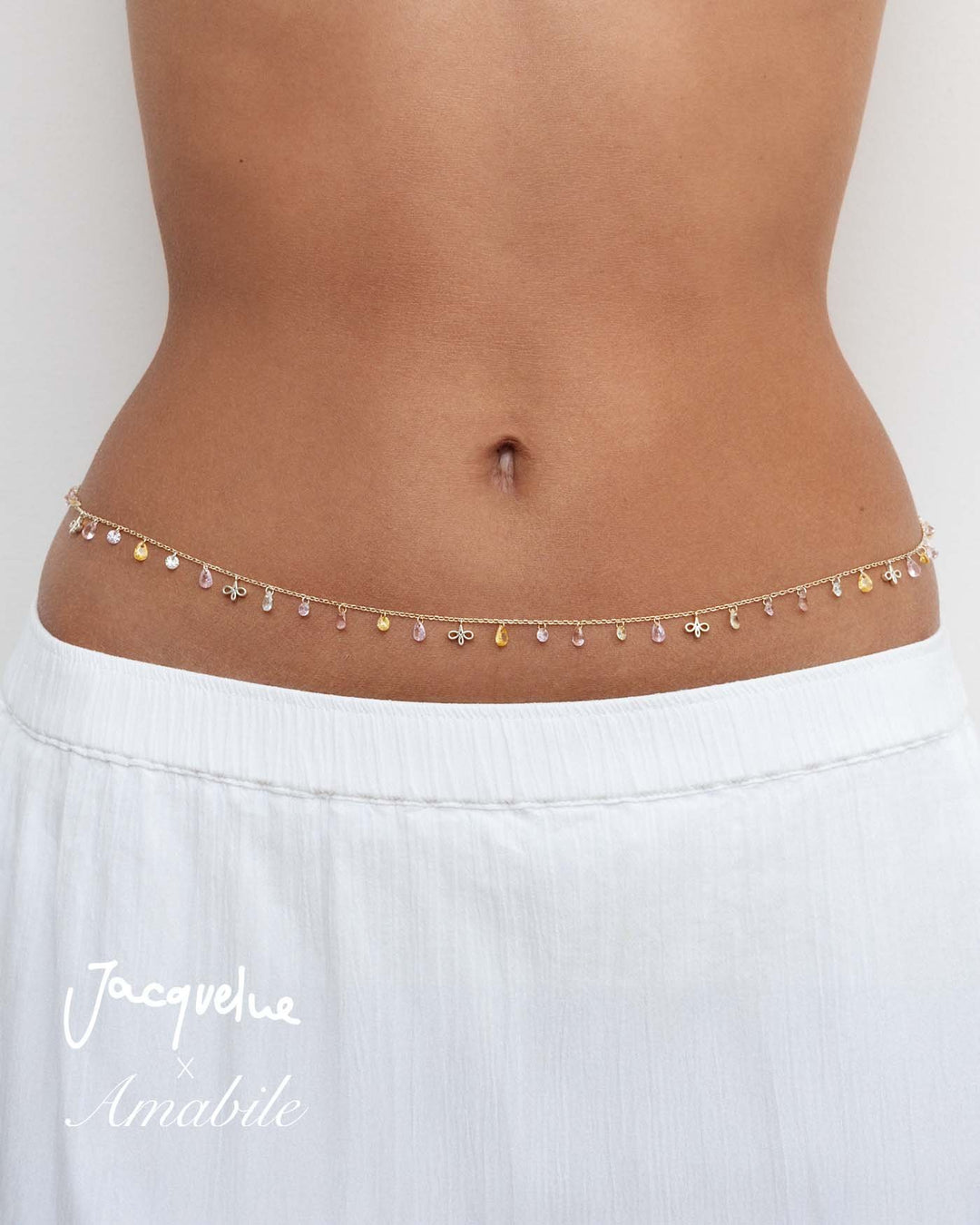 body chain sea through argento indossata
