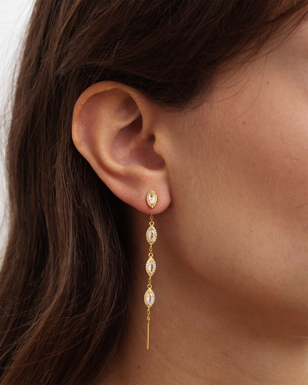 close up indossato charmi marquise oro