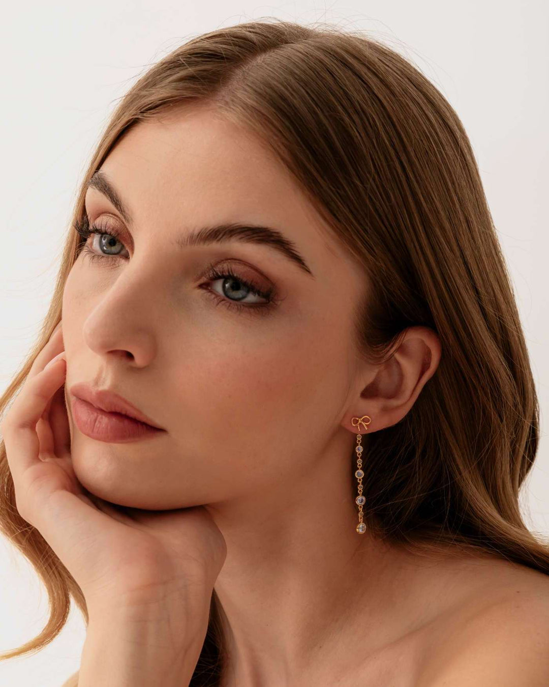 modella indossa charmi mirabelle