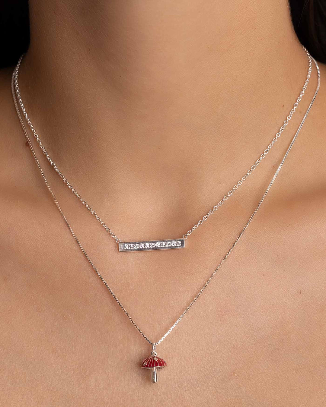 collana fungo argento abbinata alla collana barret argento
