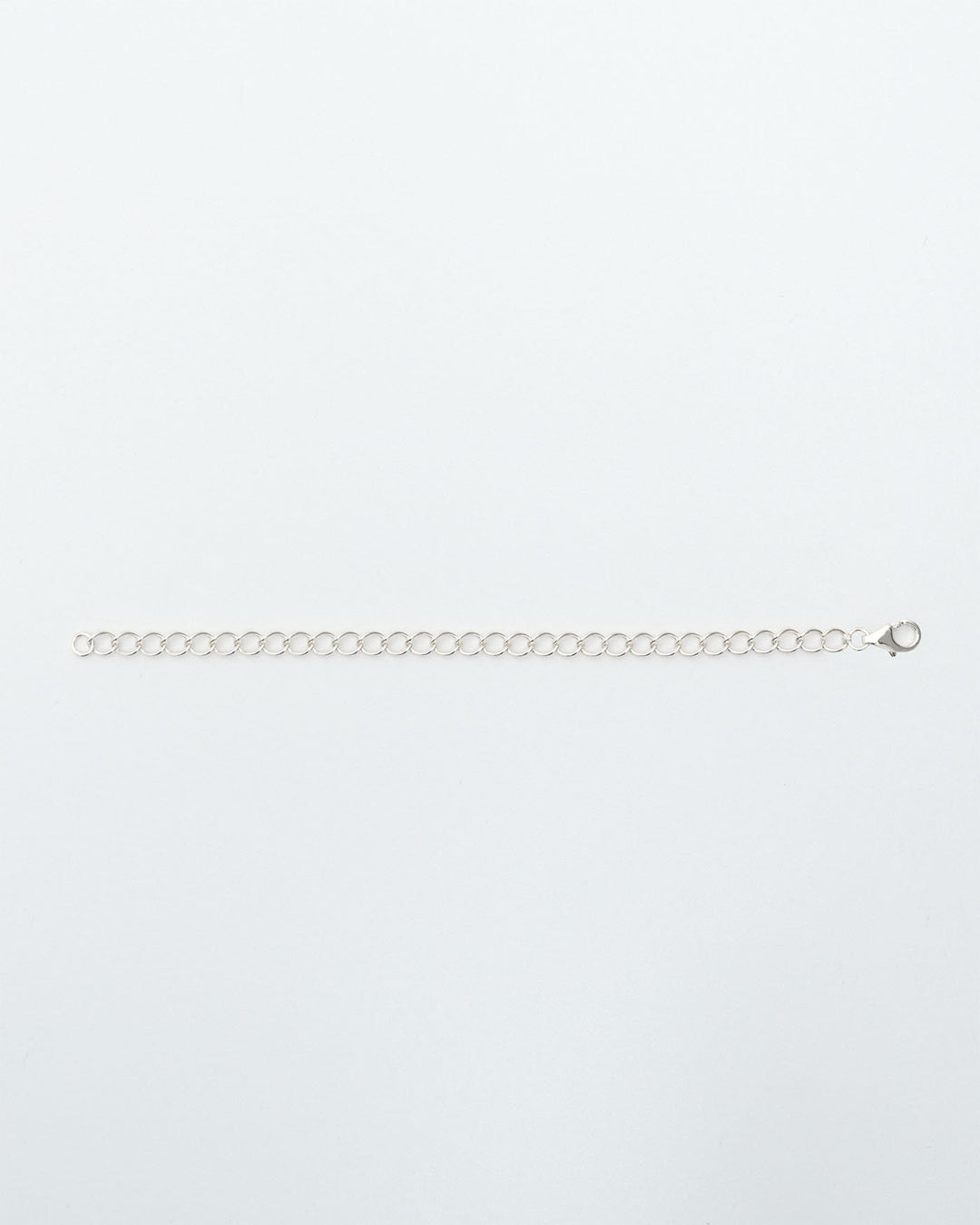 estensore per collane e bracciale in argento frontale