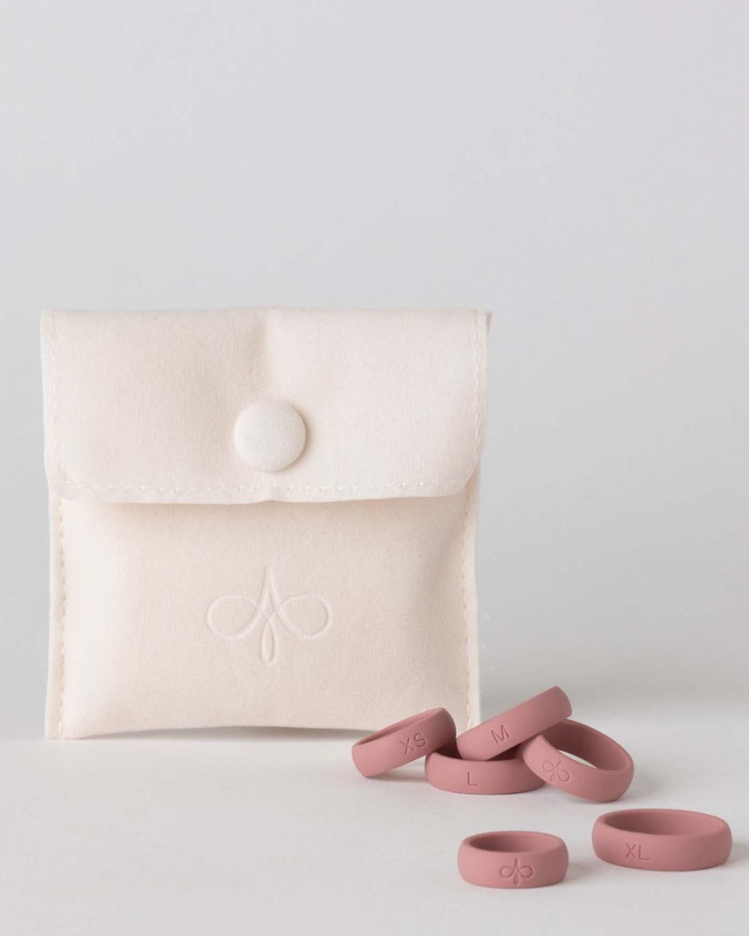 kit di anelli in silicone per misurare la taglia con custodia bianca