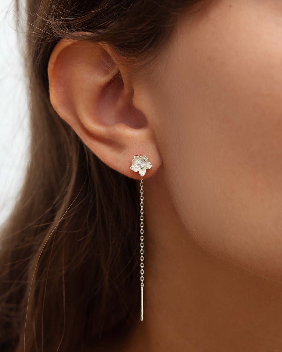 close up del lovli amaryllis argento indossato
