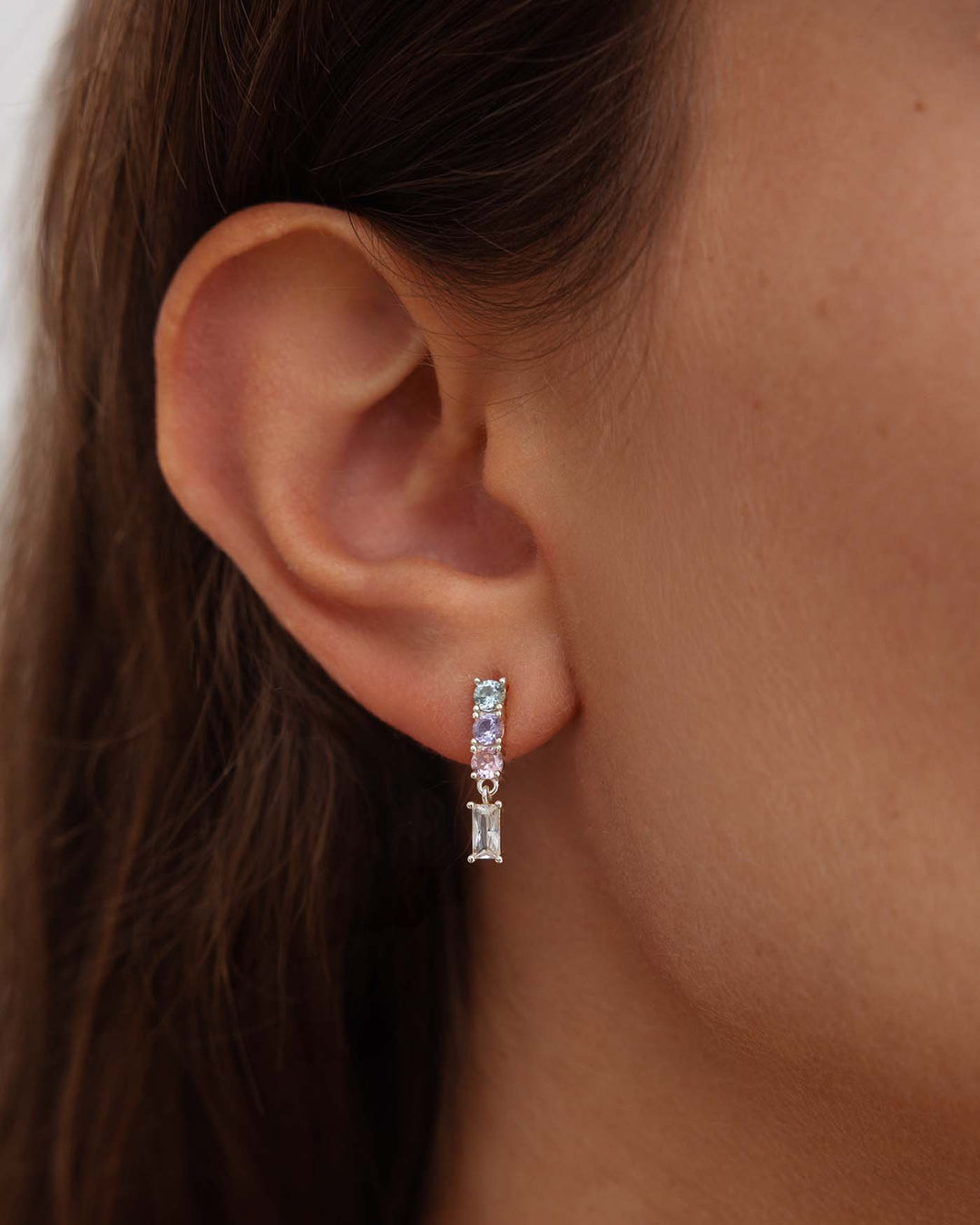 close up indossato orecchino bright maxi argento
