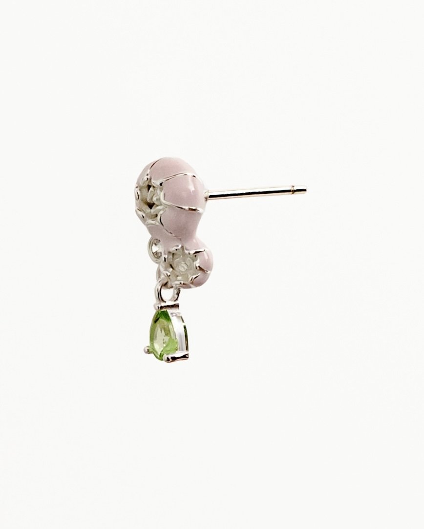 Orecchino con Boccioli di Peonia in Ottone