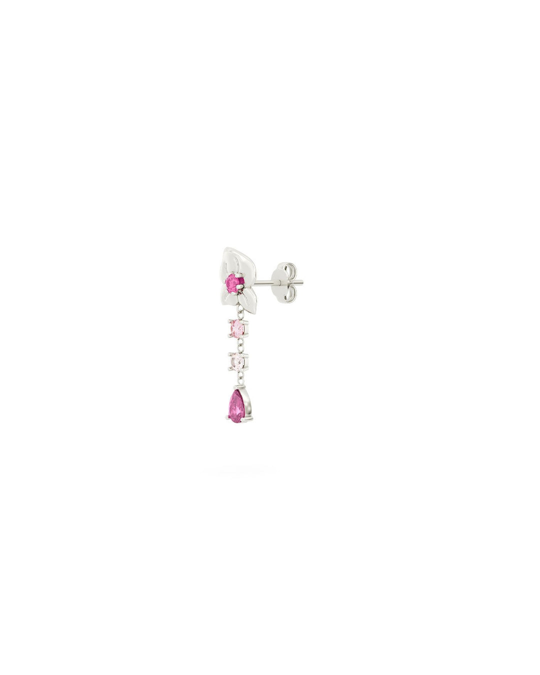 orecchino pendente corto con bocciolo di rosa argento vista laterale