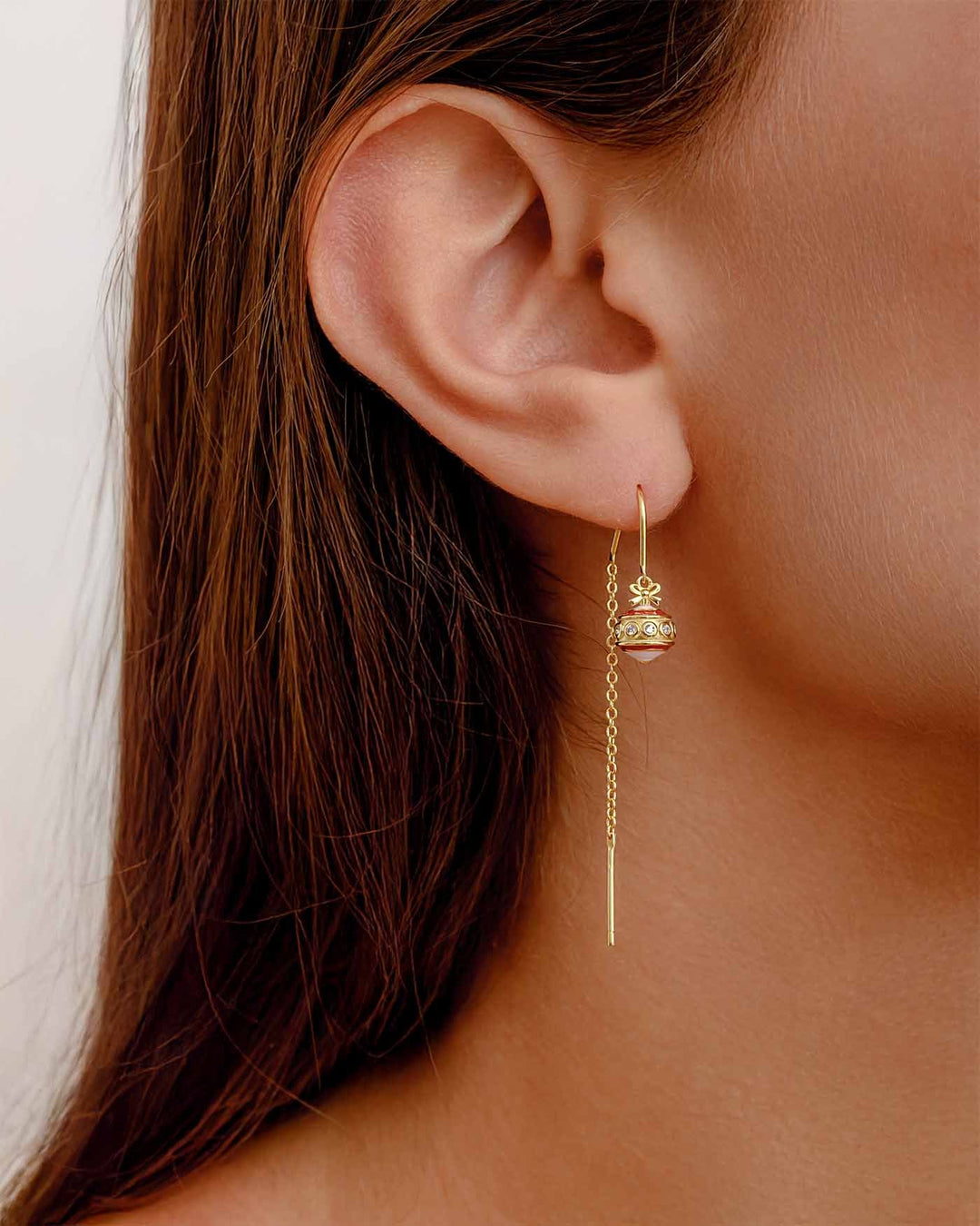 close up indossato pendol joy rosso oro