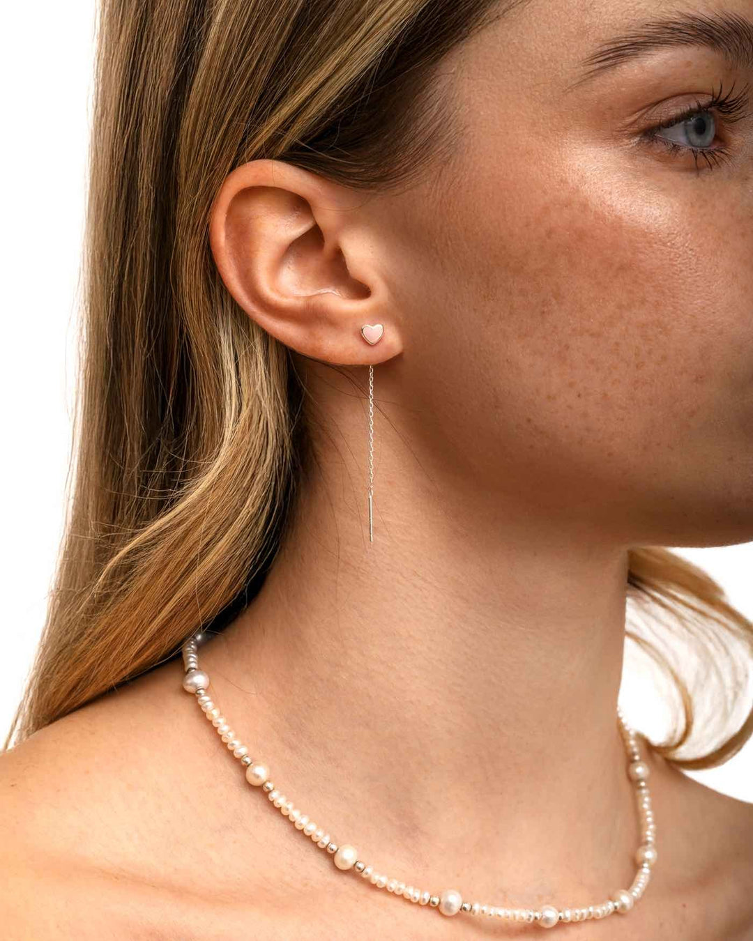 modella indossa set heartbeat argento