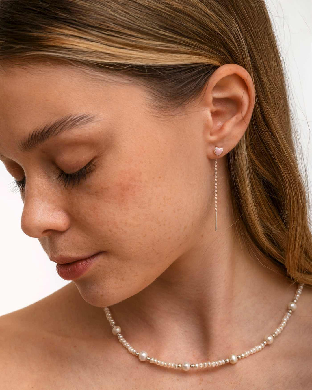 modella indossa set heartbeat argento