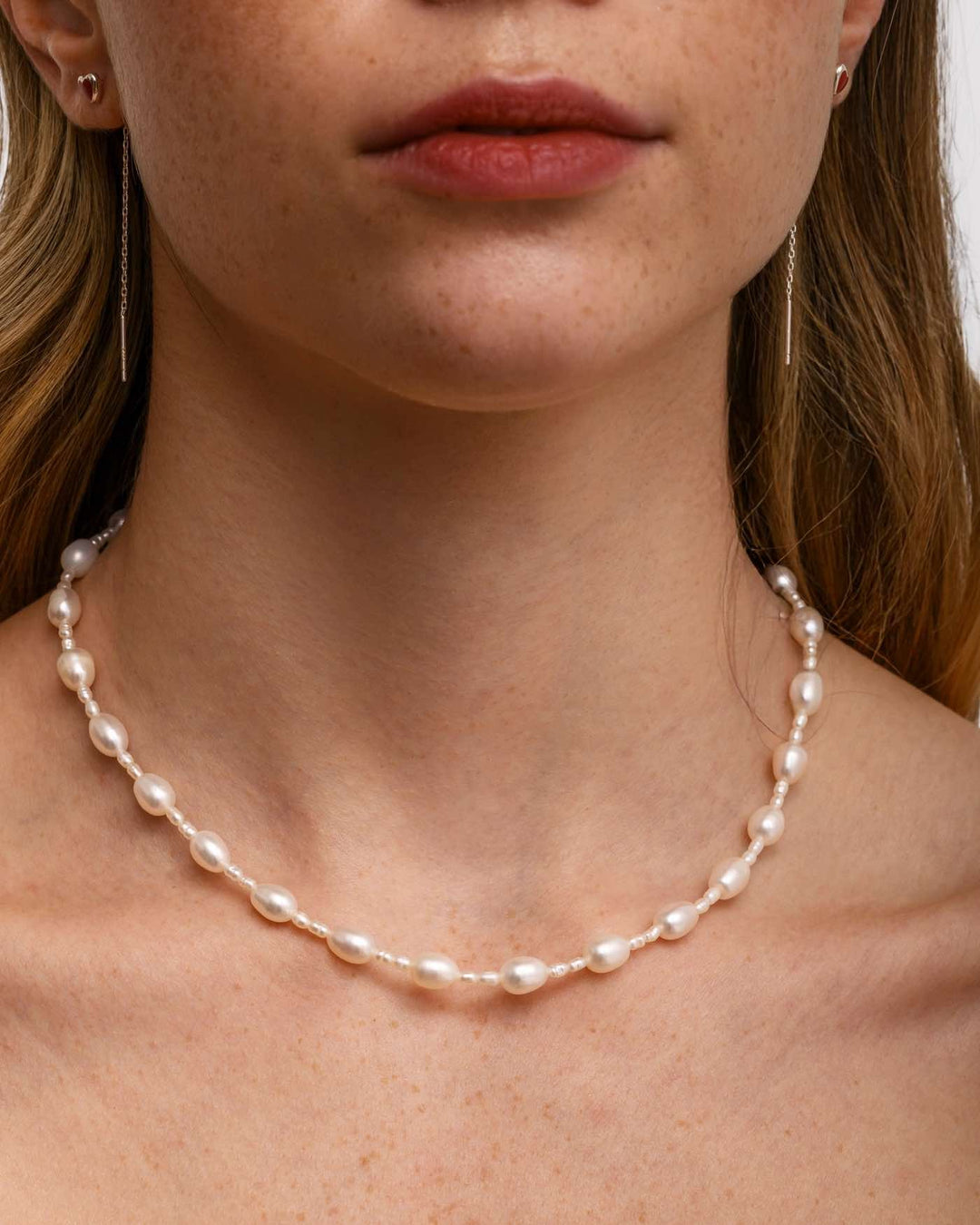 modella indossa set true love argento