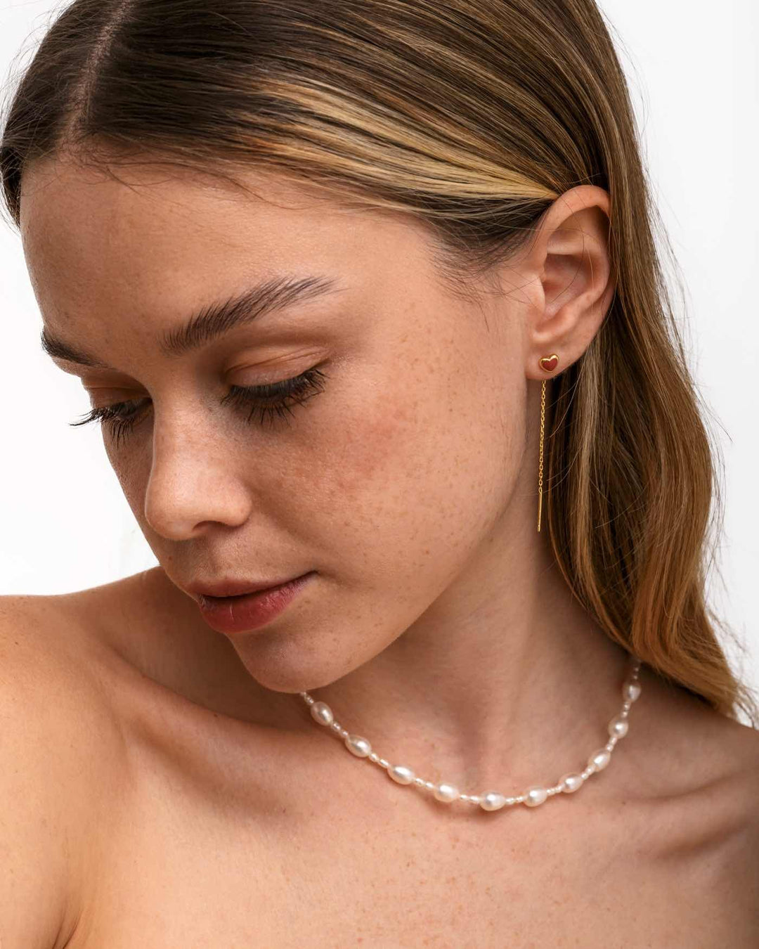 modella indossa set true love oro