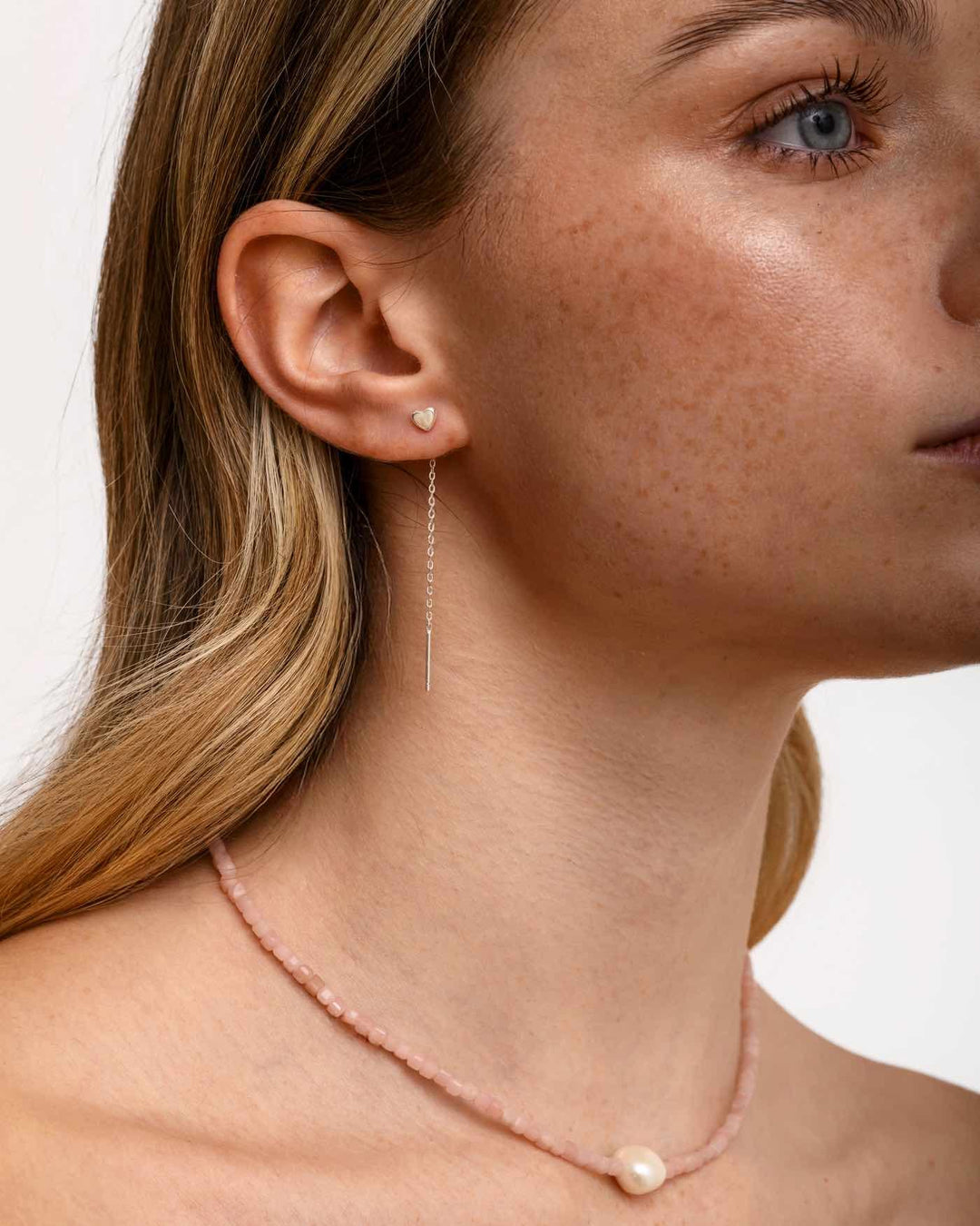 modella indossa set valentine argento